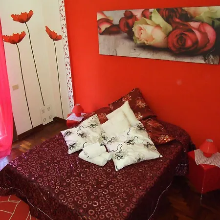 Bed and Breakfast Domus Domiziana 2*